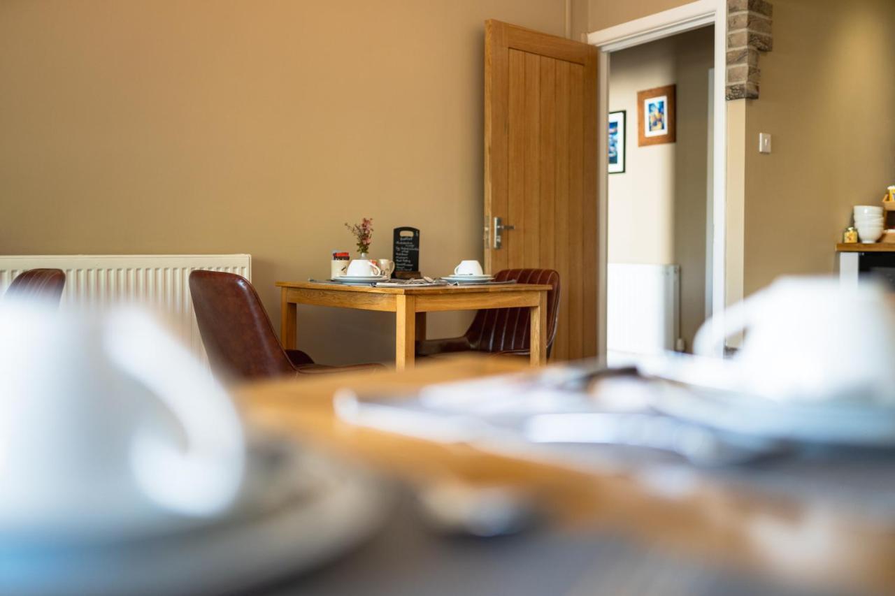 Sleepy Puffin Guest House Tenby Eksteriør billede